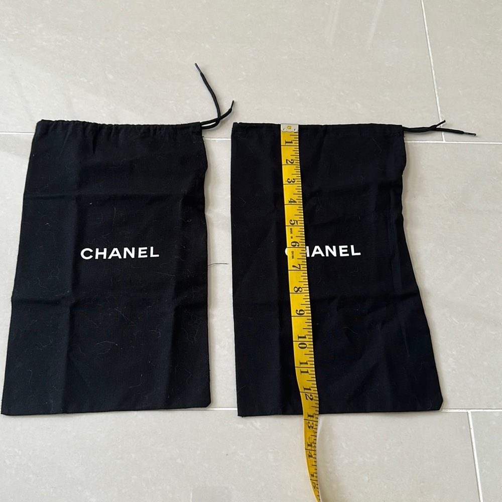 Chanel shoe dust bag (ONE)